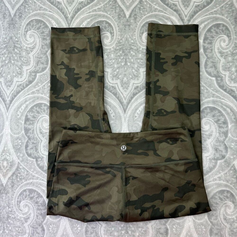 Womens Lululemon Wunder Under Crop